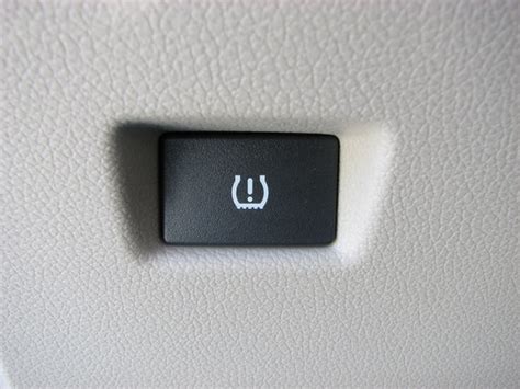 How To Calibrate Indirect TPMS | College Hills Honda Blog