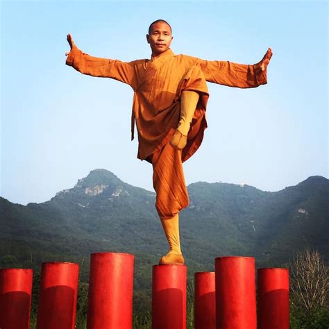 Training Shaolin Kung Fu at Songshan Shaolin Traditional Wushu Academy ...