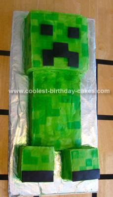 Minecraft Creeper Cake