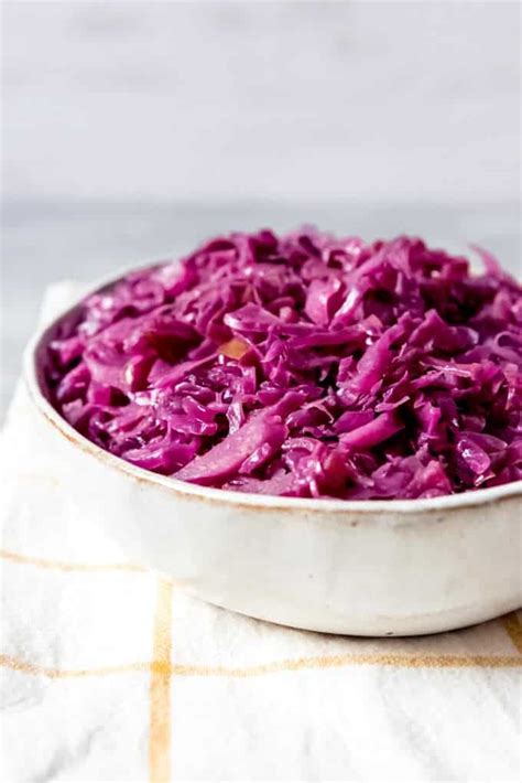 Traditional German Red Cabbage (Rotkohl) - House of Nash Eats