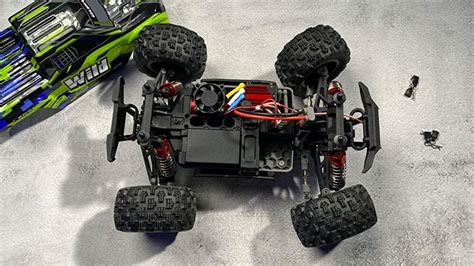 BEZGAR HP161S - 1/16 Scale Brushless 4WD Off-Road RC Monster Truck