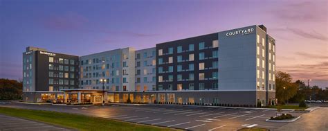 Hotel Accommodations in Albany, NY | Courtyard Albany Airport