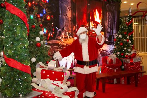 Santa Photos at Kingsway Mall - GlobalNews Events