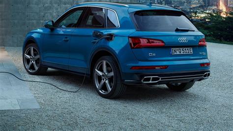 Audi Q5 plug-in hybrid packs a lot of torque and over 25 miles of electric range - Roadshow