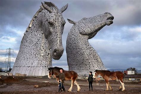 Massive horse-head sculptures 'The Kelpies' debut - SFGate