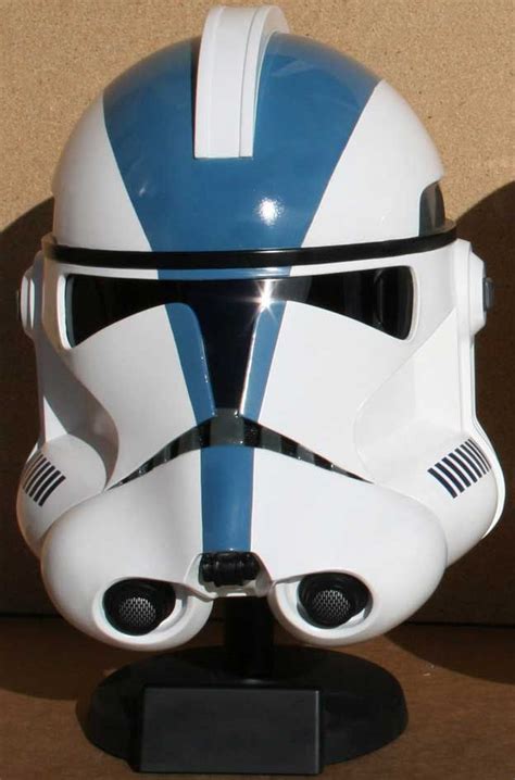 Master Replicas Clone Trooper Helmets | Star wars helmet, Star wars ...