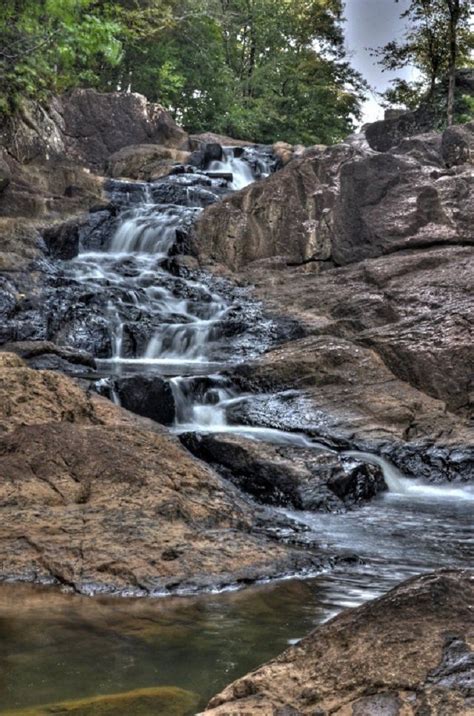 6 Easy-Access Alabama Waterfalls That Are Ideal For A Summer Adventure | Waterfall, Beautiful ...