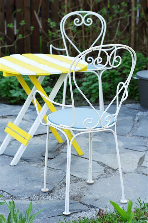 Pinjacolada: Vintage garden chairs