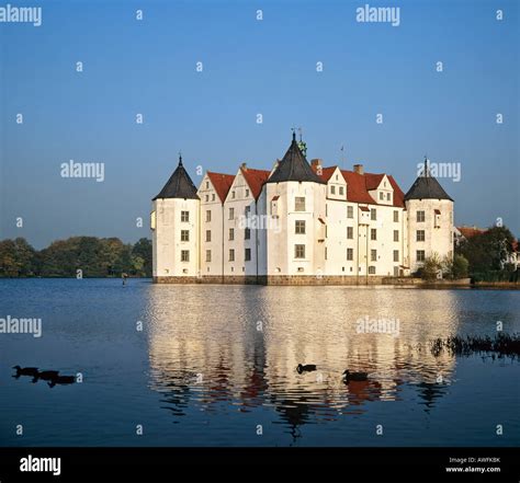 Schloss Gluecksburg (Gluecksburg Castle), Flensburg Fjord, Schleswig-Holstein, Germany, Europe ...