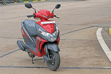 2017 Honda Dio Review (BS4, AHO, Red Sport Dual-tone Variant) - GaadiKey