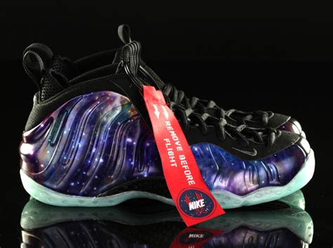 Nasa Frsh: Nike Air Foamposite One ‘Galaxy’ – Glow In The Dark