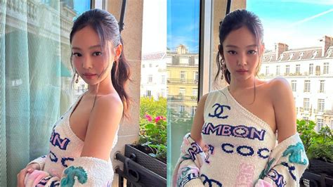 BLACKPINK’s Jennie Brings Spring To Paris Fashion Week - EnVi Media