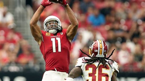 WATCH: Larry Fitzgerald makes 27-yard leaping catch in Week 1