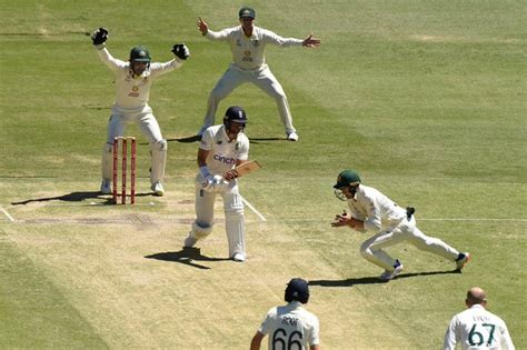 Ashes: Nathan Lyon gets 400 Test wickets as Australia demolish England ...