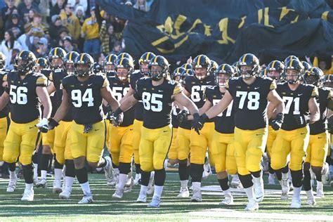 Iowa Football: Hawkeyes Picked to Finish Second in Big Ten West - Black ...