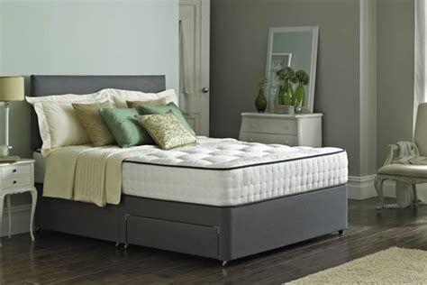 Chelsea Divan Bed with Spring Memory Foam Mattress - Luxury Fabric Beds - Beds.co.uk - The Bed ...