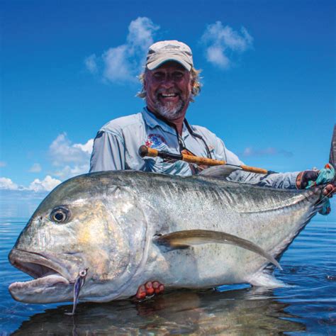 Fly Fishing for Giant Trevally & GT - Facts, Flies, best rods, lures,