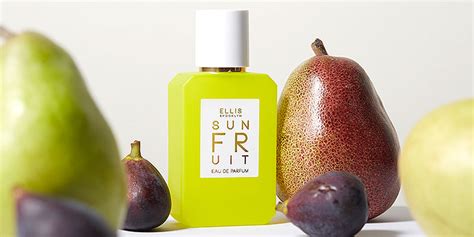 13 Best Fruity Perfumes: Sophisticated Fruit Fragrances