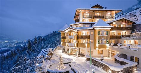 Hotel AlpenSchlössl: Hotel St. Johann im Pongau, Ski amade / St. Johann Alpendorf / Snow Space ...