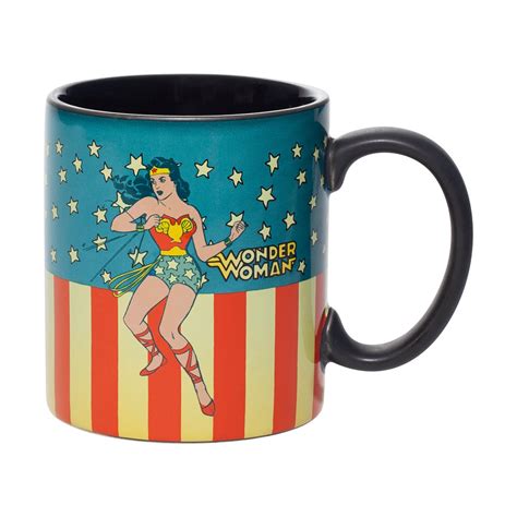 DC Comics Retro Wonder Woman Mug - Entertainment Earth