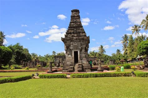 KAWASAN CANDI PENATARAN | Cagar Budaya Jawa Timur