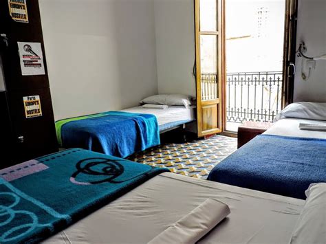 Photos Home Youth Hostels - Valencia, center of the city