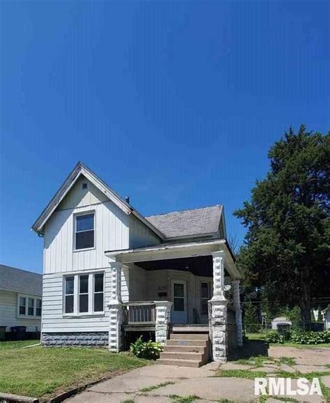 826 15th Ave S, Clinton, IA 52732 | Trulia