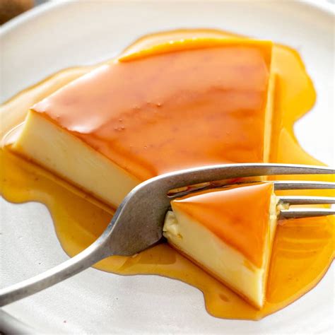 Easy Spanish Flan | Lemon Blossoms