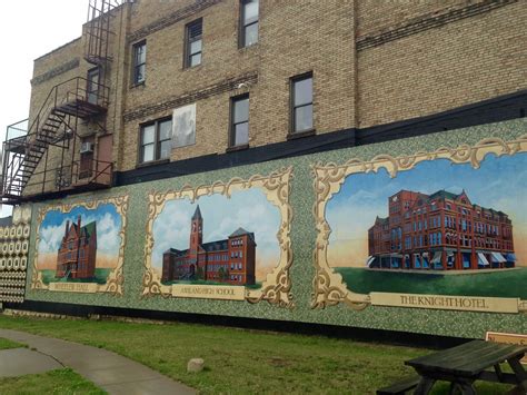 Amy's Creative Pursuits: The Ashland Wisconsin Mural Walk