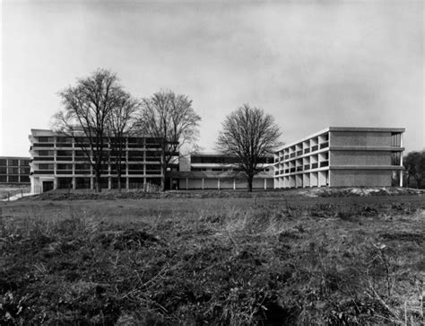 Wolfson College, Oxford, nearing completion | RIBA pix