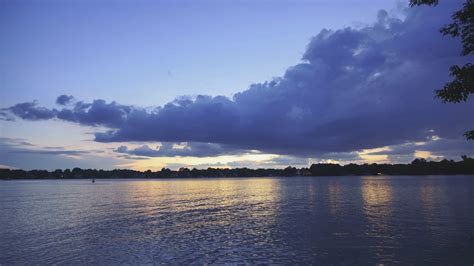 Lake Norman sunset timelapse. Sony a6600. Rokinon - YouTube