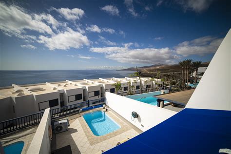 Lanzarote Beach Villas with Sea Views - Lanzarote Villa Choice