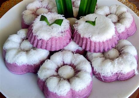 Resep: Sempurna Kue Putu Ayu Ubi Ungu - DIY Cake at HOME