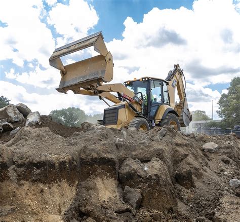 Caterpillar boosts lifting power on new backhoe models