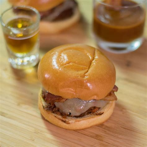 Bacon Bourbon BBQ Burgers | Umami