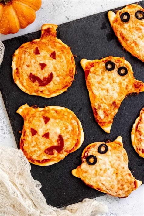 Mini Halloween Pizzas - Wholefully