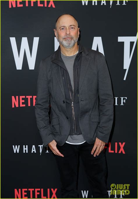 Renée Zellweger Celebrates Premiere of New Netflix Series, 'What/If ...