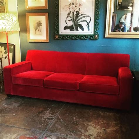 My Lips Are Sealed | Classic-style Red Velvet Sofa — Casa Victoria ...