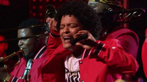 Bruno Mars 24K Magic Live At The Apollo 2017 -"Perm" Chords - Chordify