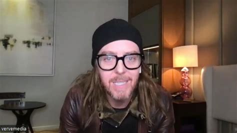 Backstage with... Tim Minchin as he talks bringing back Upright for ...