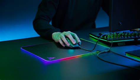 Razer made a brighter and thinner version of its original RGB mouse pad ...