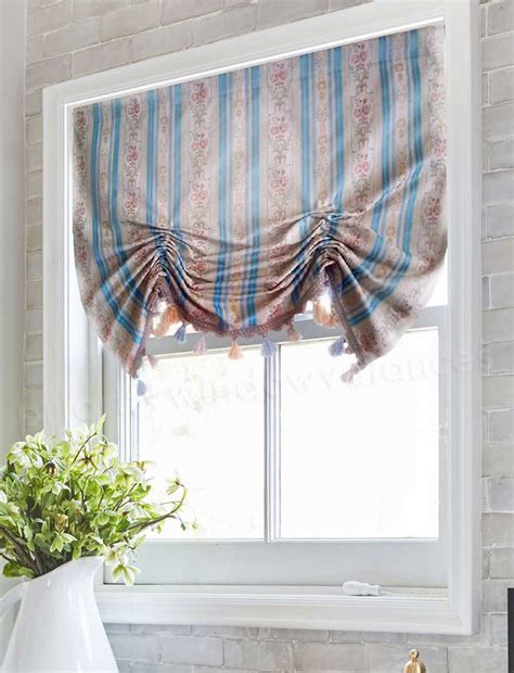 9 Trendy Valance Curtain Ideas To Update Your Windows