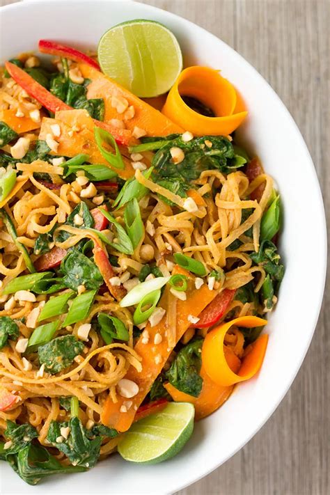 Thai Noodle Salad with Sweet and Spicy Peanut Sauce | The Foodie Eats