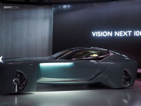 Rolls-Royce Vision Next 100 - Live photos from London