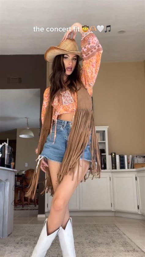 Country Concert Fair Outfit Inspo | Country outfits, Concert outfit, Lgbtq outfit