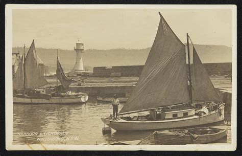 Wollongong Harbour Lighthouse | Lighthouses of Australia Inc.