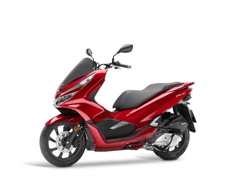 2018 Honda PCX 150 launched in Malaysia, priced at RM 10,999