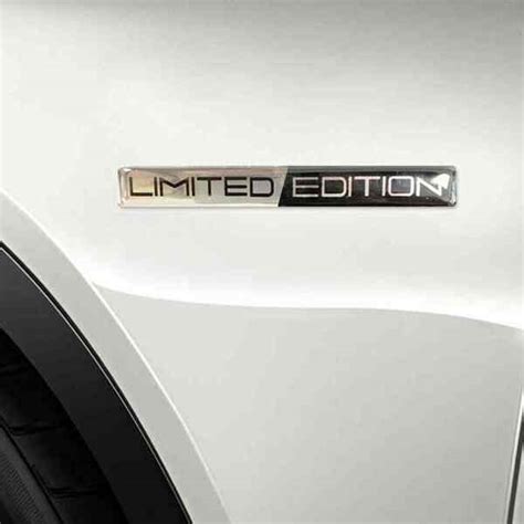 Limited Edition Car Badge 3D Motor Car Emblems Badges 1 Pair - AutoMods