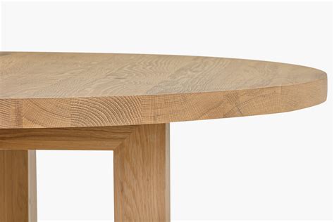 Oak Global Round Dining Table – MCM House