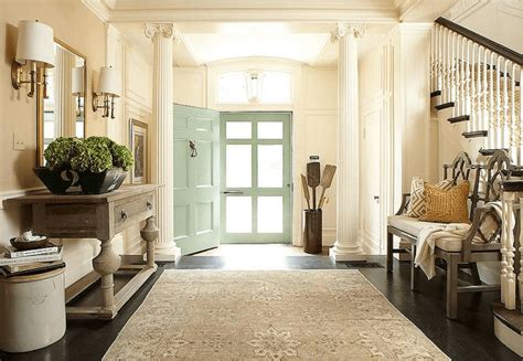 8 Essentials for Harmonious Hallway and Entryway Interior Design